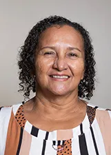 GERALDA DE CASTRO MENDES MELO